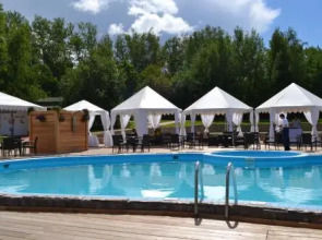 Адмирал Яхт-клуб