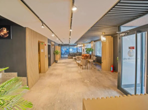 City Moonlight Apart Hotel