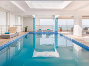 Al Hail Waves Hotel Managed By Centara