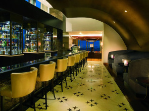 Отель The Ritz-carlton, Almaty