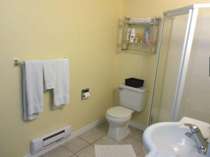 Acker Vacation Homes & Suites