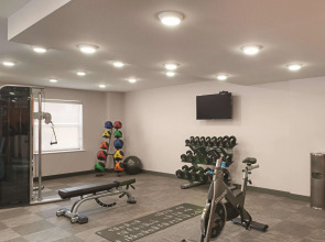 La Quinta Inn & Suites by Wyndham New Orleans Downtown