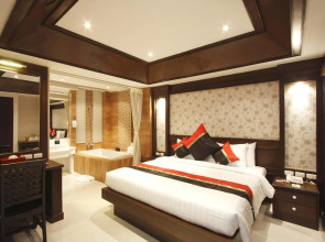 Отель Rayaburi Hotel Patong