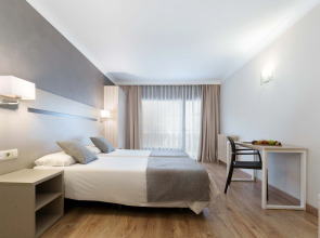 Hotel & Aparthotel Cosmos