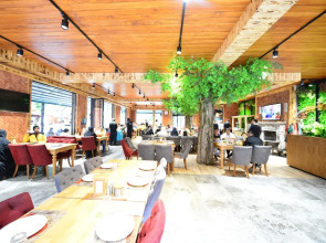 Inanlar Deluxe Hotel & Bungalow