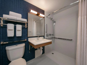 Fairfield Inn by Marriott JFK Airport