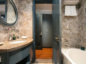 Hanoi La Mejor Hotel & Sky Bar