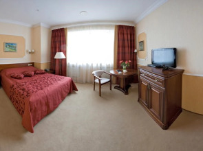 Гостиный Дом