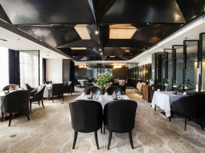 Holiday Inn Beijing Focus Square by IHG