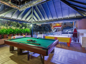 May Flower Apart Hotel