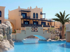 Novotel Bahrain Al Dana Resort