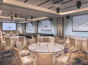 Grand Copthorne Waterfront