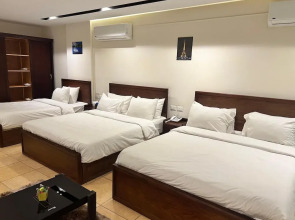 King Khafren View INN