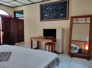 OYO 3923 Villa Puri Royan