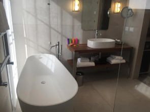 Splendido Bay Luxury Spa Resort