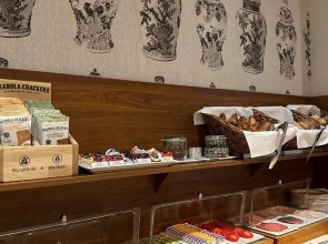 Отель Cornelisz