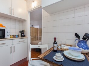 Alfama Sunny & Typical Apartment, By TimeCooler