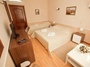 Gorkoff at Ostozhenka