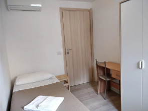 Red Line Room Division