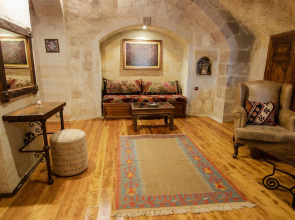 Sultan Cave Suites
