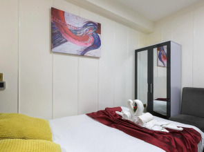 Tribe Amsterdam City