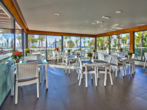 Отель The Views Oasis - Family Friendly