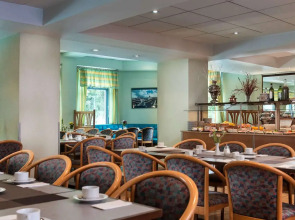 Good Morning + Berlin City East