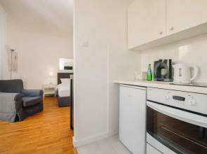 Plac Konstytucji Studio