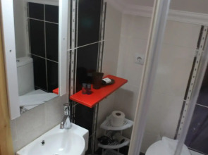 Tom Square Boutique Hotel