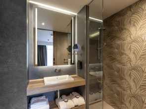 Отель Mercure Sofia City