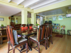 Отель Samsensam Place