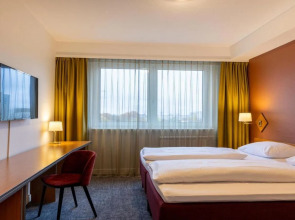 Good Morning + Berlin City East