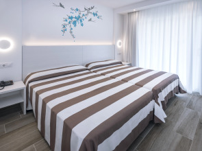 Hotel Serhs Oasis Park