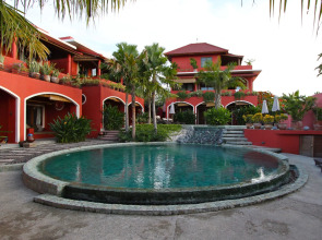 PinkCoco Uluwatu - Constant Surprises & for Cool Adults Only