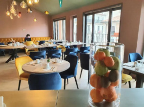 Grand Hôtel Dauphiné Toulon, Boutique Hôtel & Suites