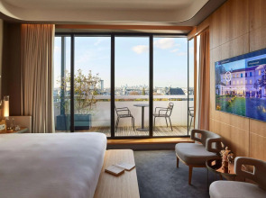 First Hotel Paris Tour Eiffel