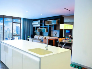 Platinum KLCC Kuala Lumpur by SabaSuites 