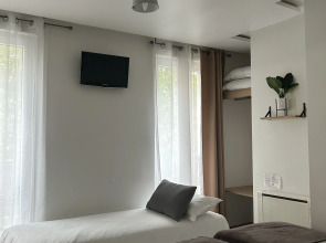 Hotel Le National Clichy Paris