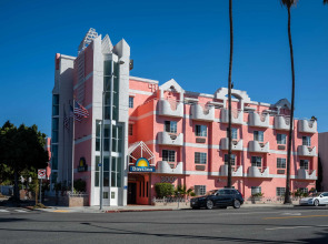 Days Inn by Wyndham Santa Monica