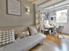 Santo Spirito Romantic by Mmega