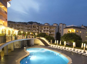 Hotel ILUNION Caleta Park