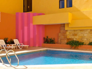 Hotel Plaza Colonial