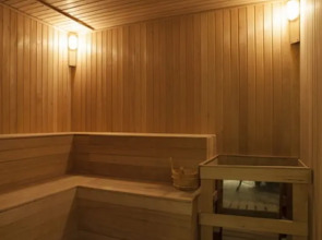 Lee Garden Service Apartment