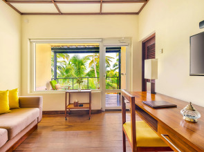 Mermaid Hotel & Club