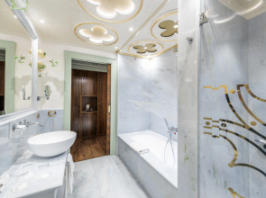 Отель Monaco & Grand Canal