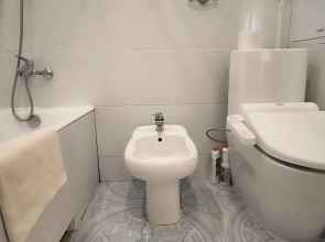 Tverskaya Street (Тверская Стрит) на улице Тверская 6 строение 1