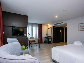 Empress Pattaya Hotel