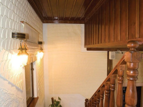 Cicerone Lodge Hotel