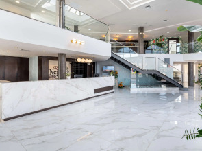 Occidental Roca Negra – Adults Only