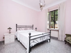 Lush Garden Steps Away from Great Park